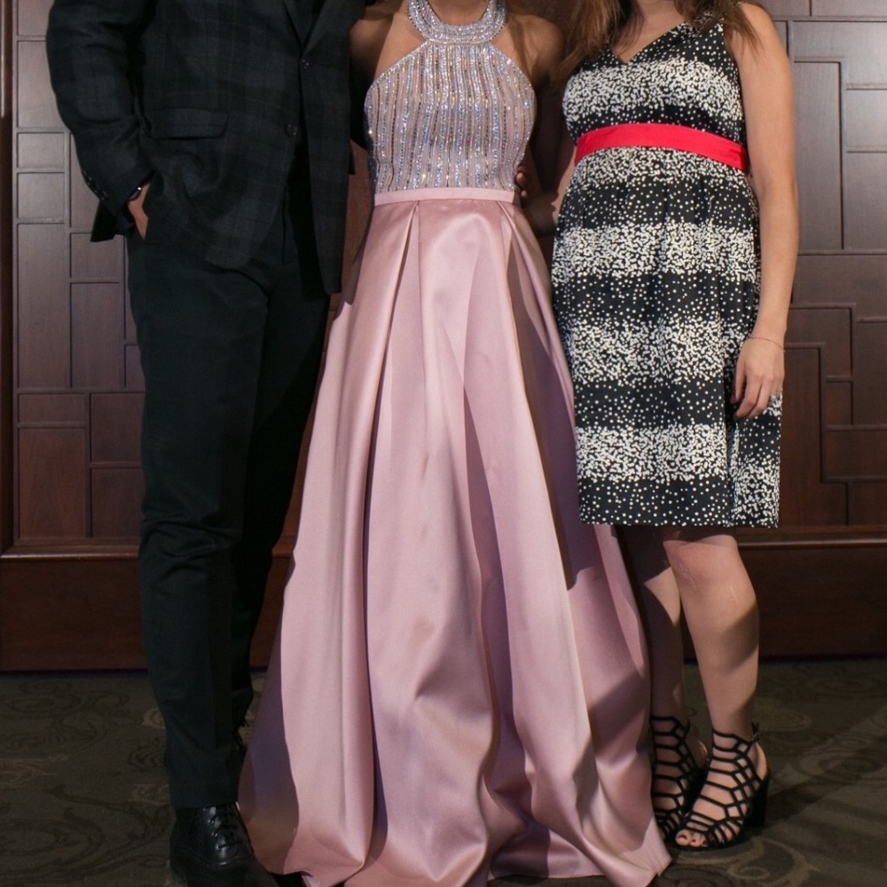 Prom Dress - Picture 3 of 4